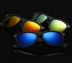 Unisex Style Metal Hinges Polaroid Lens