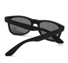 Unisex Style Metal Hinges Polaroid Lens